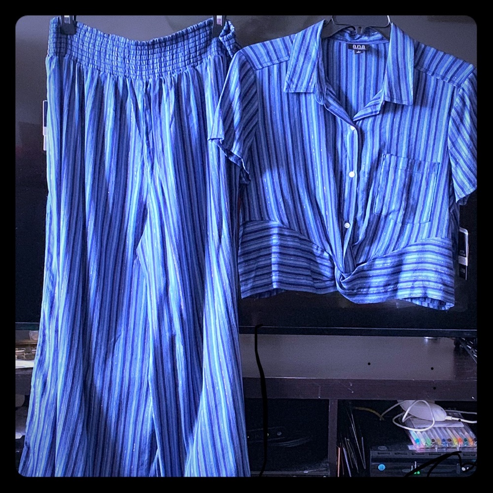 Summer culottes with matching tie shirt.